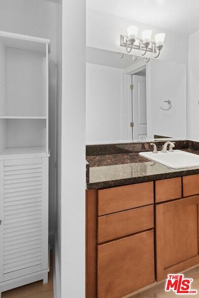 Building Photo - 10982 Roebling Ave