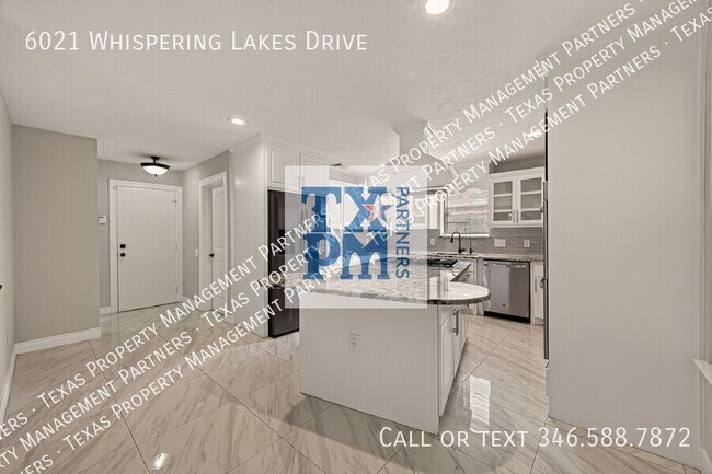 Building Photo - 6021 Whispering Lakes Dr