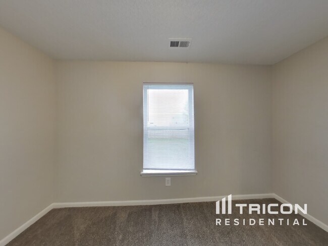 Building Photo - 1691 Carlton Dr