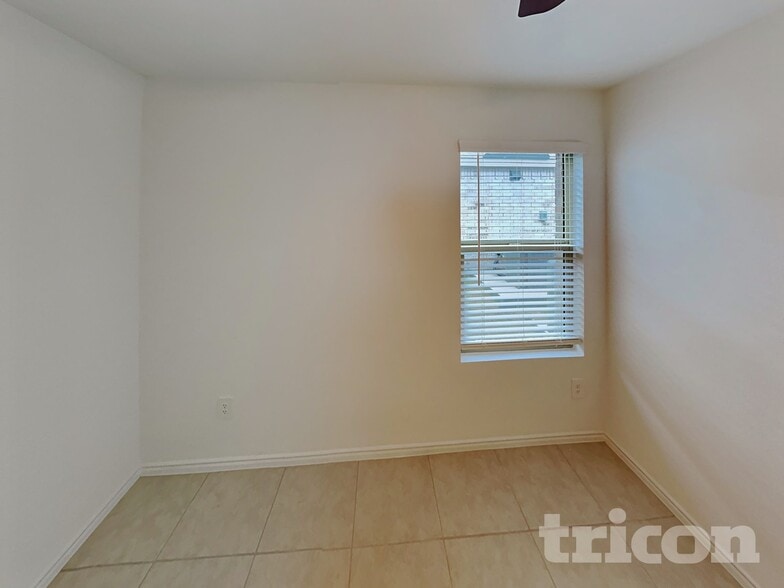 Building Photo - 707 Odlozil Ln