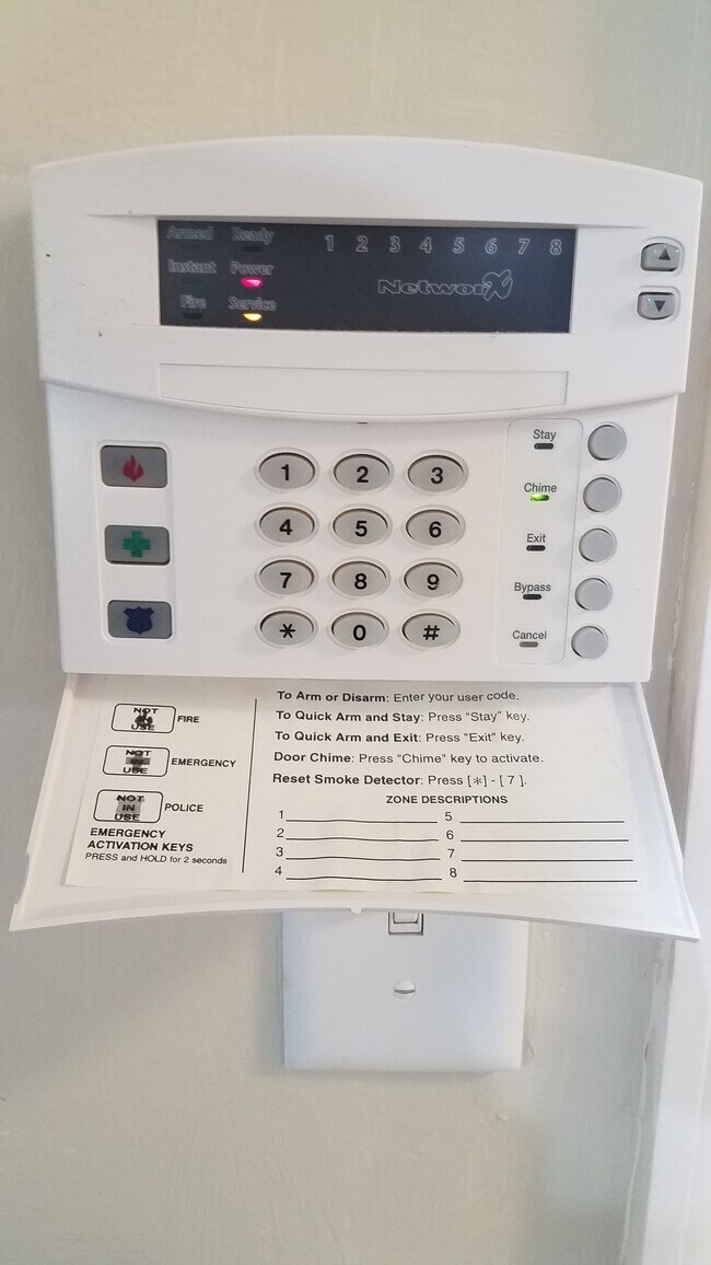 Building Photo - 429 Piper Ave