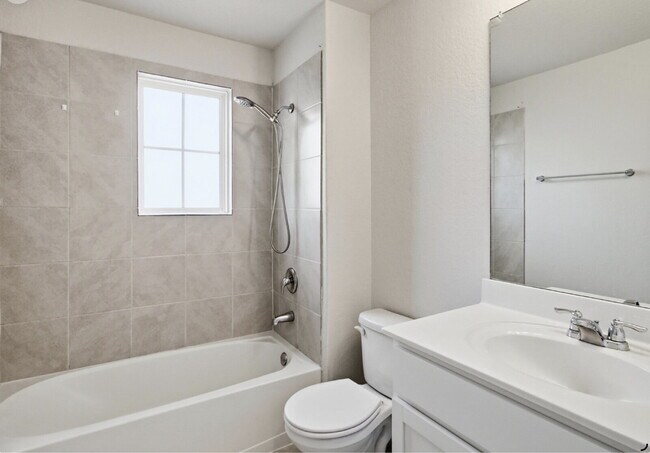 Building Photo - 6407 Kendall Cv