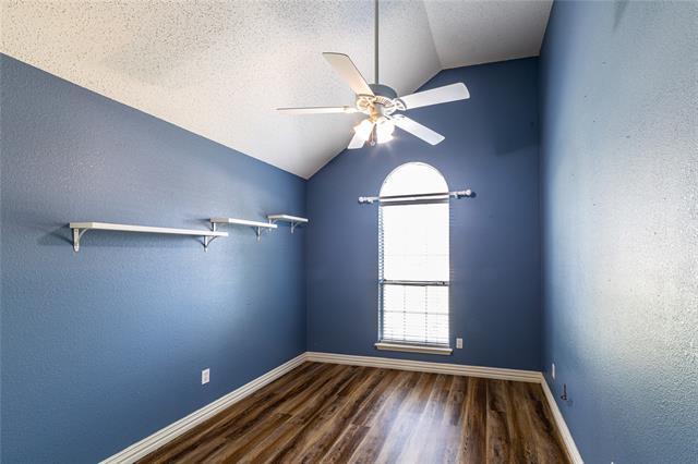 Building Photo - 1711 Kennedy Dr