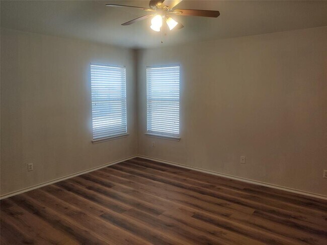 Building Photo - 12821 James Madison St