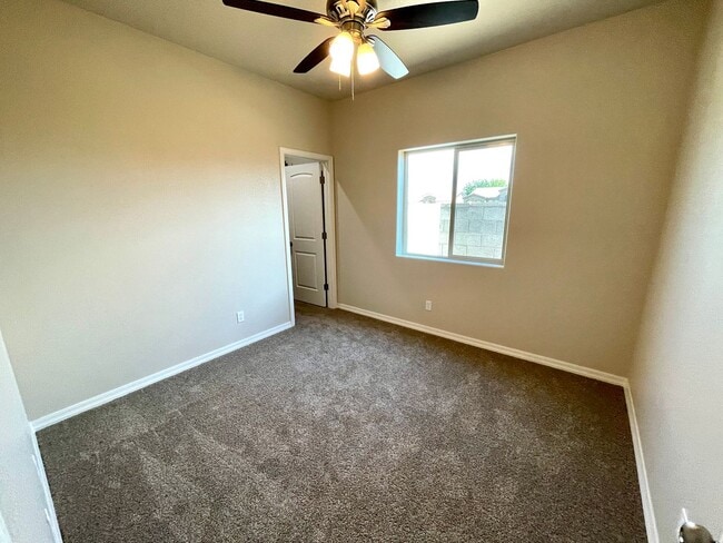 Building Photo - Beautiful 2024 Built 3 Bedroom Home in Leg...