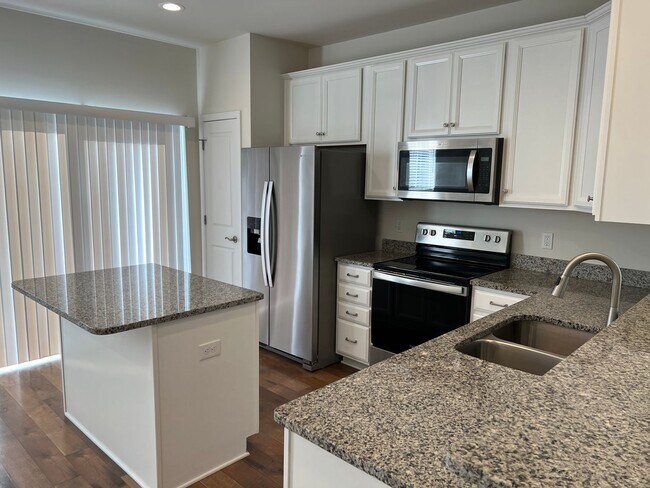 Building Photo - Clifton Community Town Home- Christiansburg