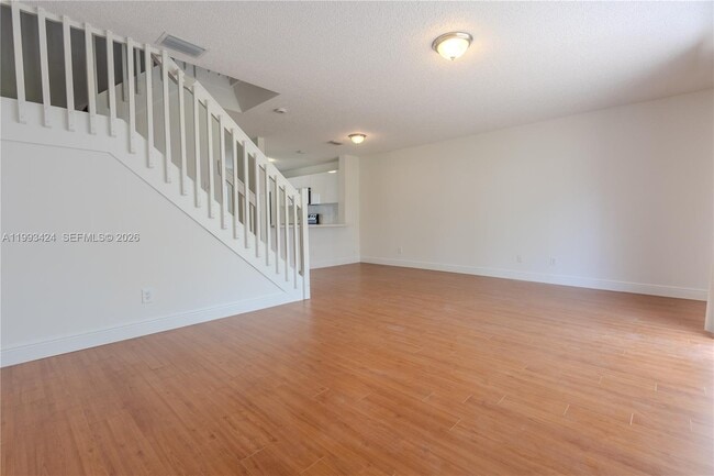 Building Photo - 719 NW 208th Way