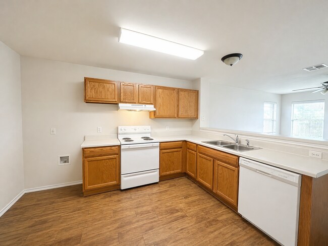 Building Photo - AVAILABLE NOW; APPLY AT OUR WEBSITE TODAY!!