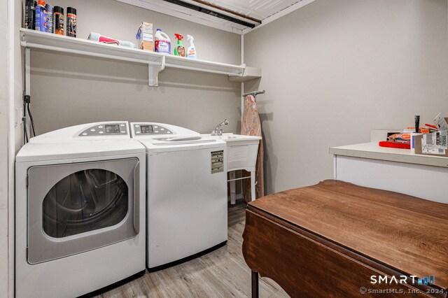 Building Photo - 2 Bramble Bush