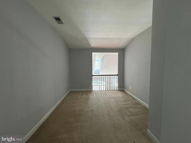 Building Photo - 15028 Gaffney Cir
