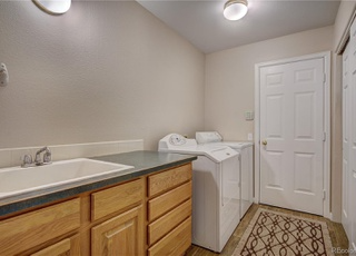 Building Photo - 171 Burgundy Cir
