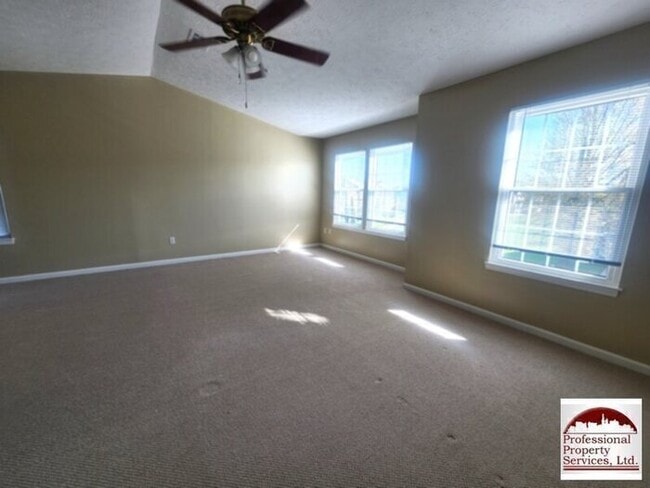 Building Photo - 5351 Regal Ct