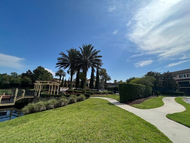 Building Photo - 2 Bed / 2 Bath Upstairs Condo in the Gated...