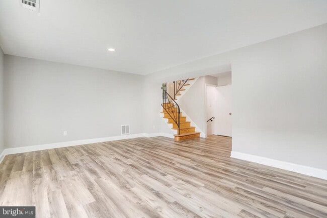 Building Photo - 6820 Wheatley Ct