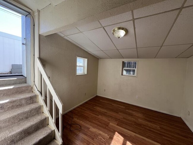 Building Photo - 2616 Ames Ave