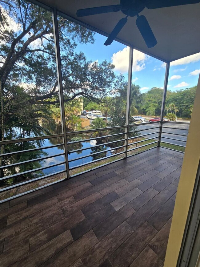 Building Photo - 4121 Stirling Rd