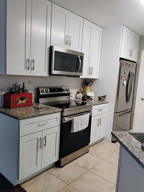 Building Photo - 14441 Dulce Real Ave