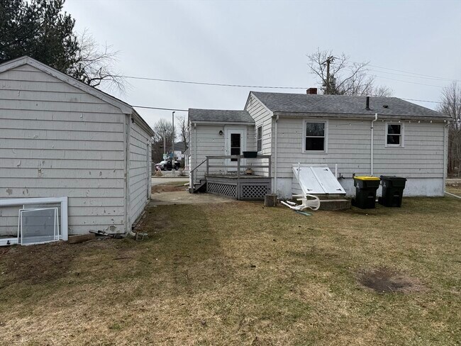 Building Photo - 192 Spring St