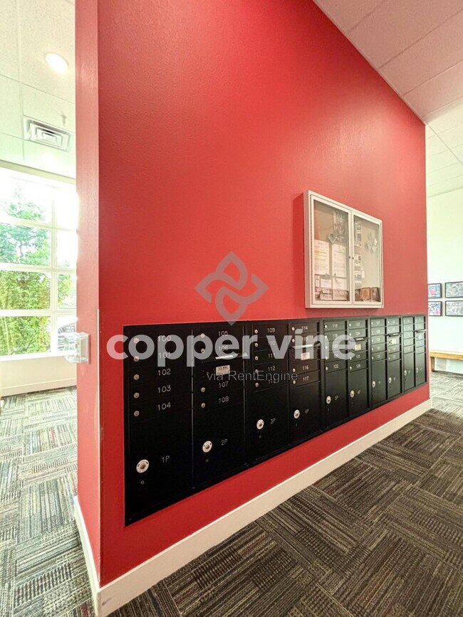 Building Photo - 3500 S Corona St