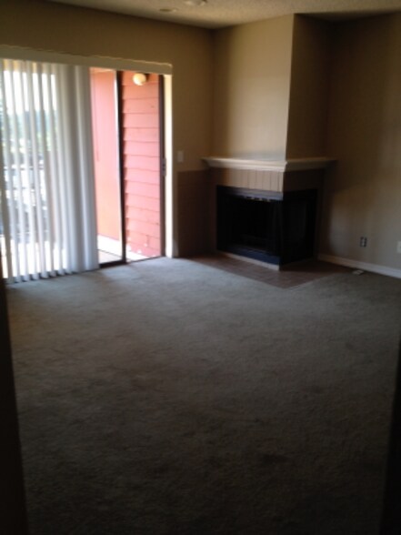 Building Photo - 1735 W Sunn Fjord Ln