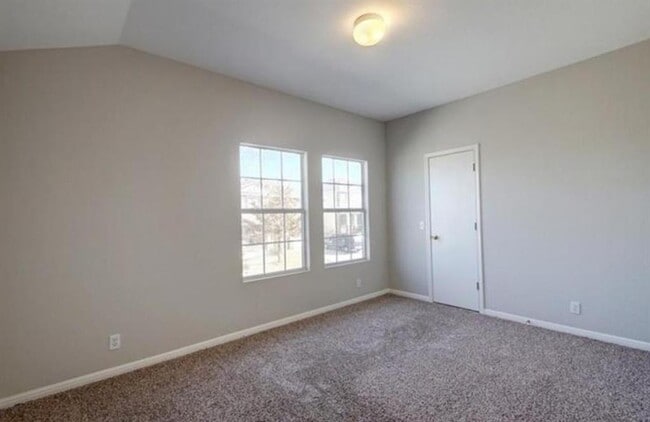 Building Photo - 9114 Magna Carta Loop