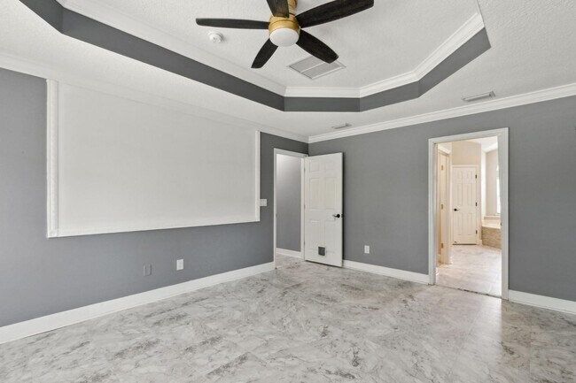Building Photo - 14617 E Zachary Dr