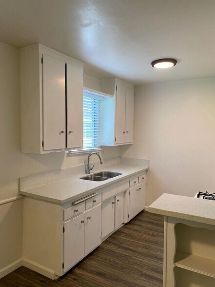 Interior Photo - 6434 Shirley Ave