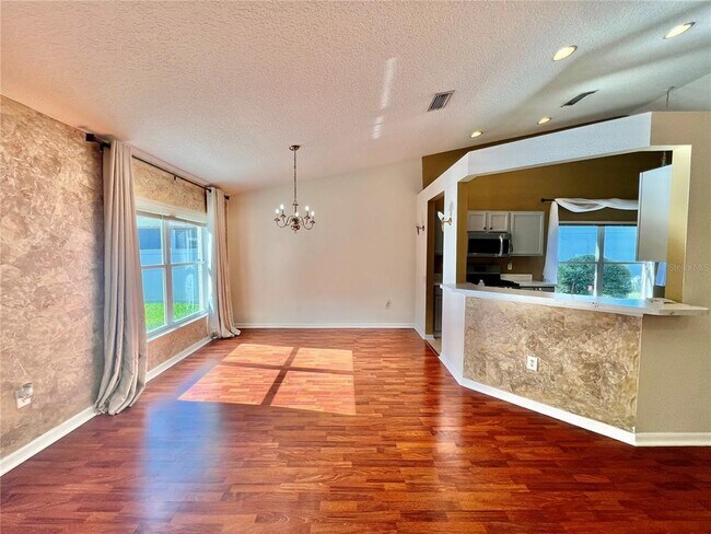 Building Photo - 30728 Iverson Dr