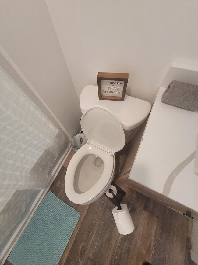 Building Photo - 23 Handy St