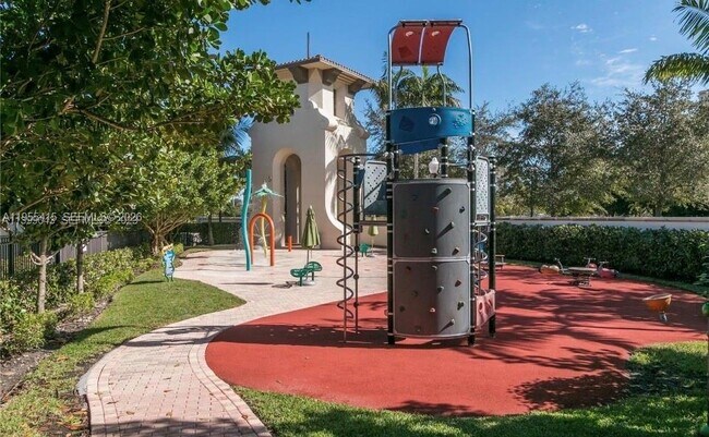 Building Photo - 12450 NW 32nd Manor