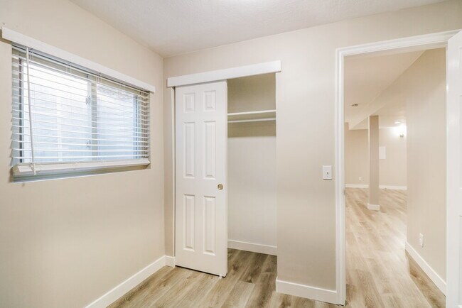 Building Photo - 3222 Flintbrook Cir