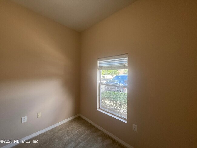 Building Photo - 5150 Playpen Dr