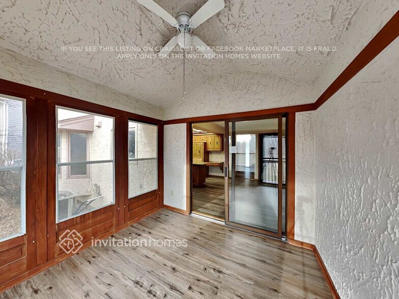 Building Photo - 12825 46th Ave N