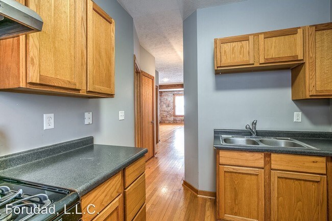 Building Photo - 2754 Harney St