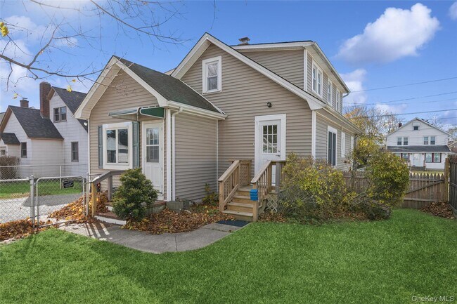 Building Photo - 374376-376 Marcy Ave