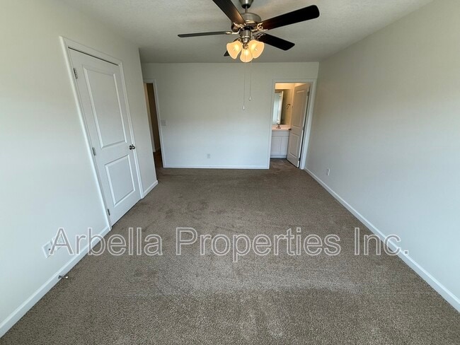 Building Photo - 30 Moon Rock Ct