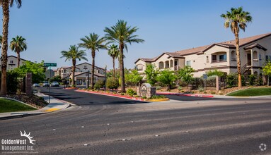 Building Photo - Stylish Upstairs 2Bdm 2Ba Condo in a Desir...