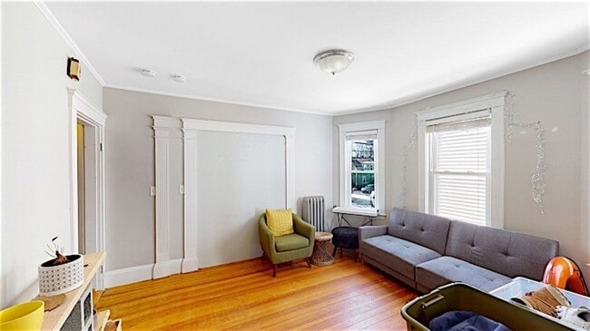 Building Photo - 9/1 No Fee! Renovated Philly style 3BR near Porter & Davis!