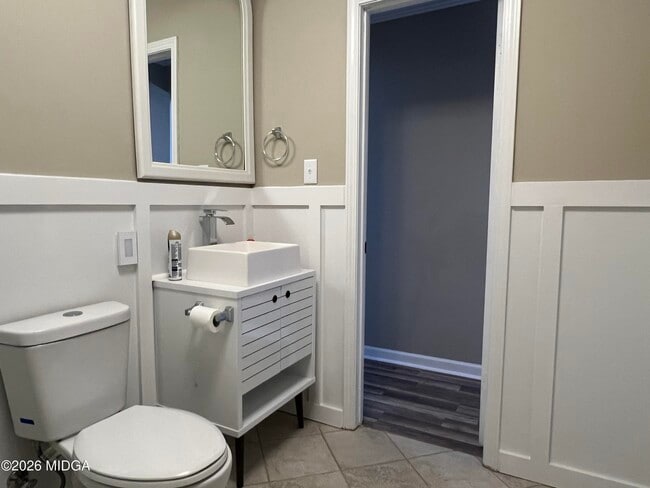 Building Photo - 1943 Northbrook Ave