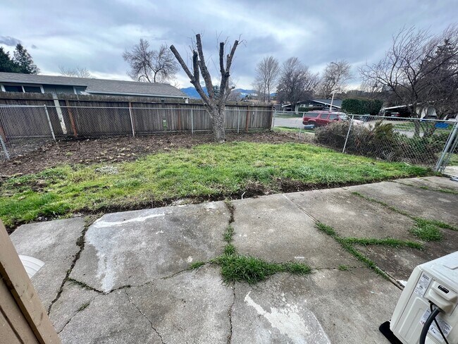 Building Photo - 1001 Olympic Ave