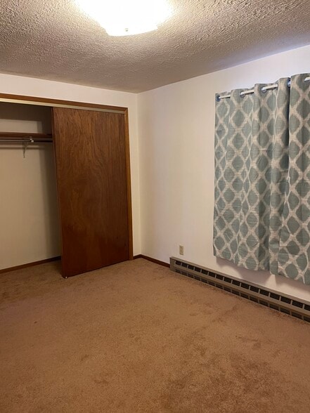 Building Photo - 115 3rd St