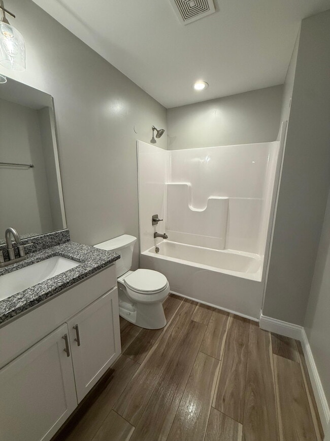 Building Photo - 1035 Judah Bear Blvd