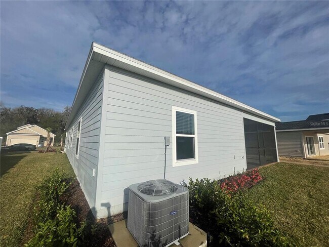 Building Photo - 1695 NW 44th Ct