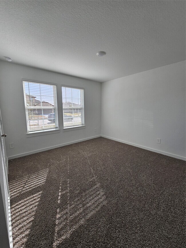 Building Photo - 30018 Foxtail Pne Ct