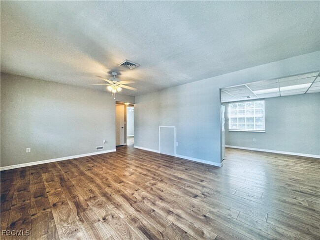 Building Photo - 14944 Wise Way