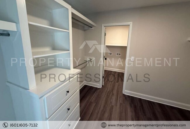 Building Photo - BRAND NEW!!! FABULOUS HOME!!!