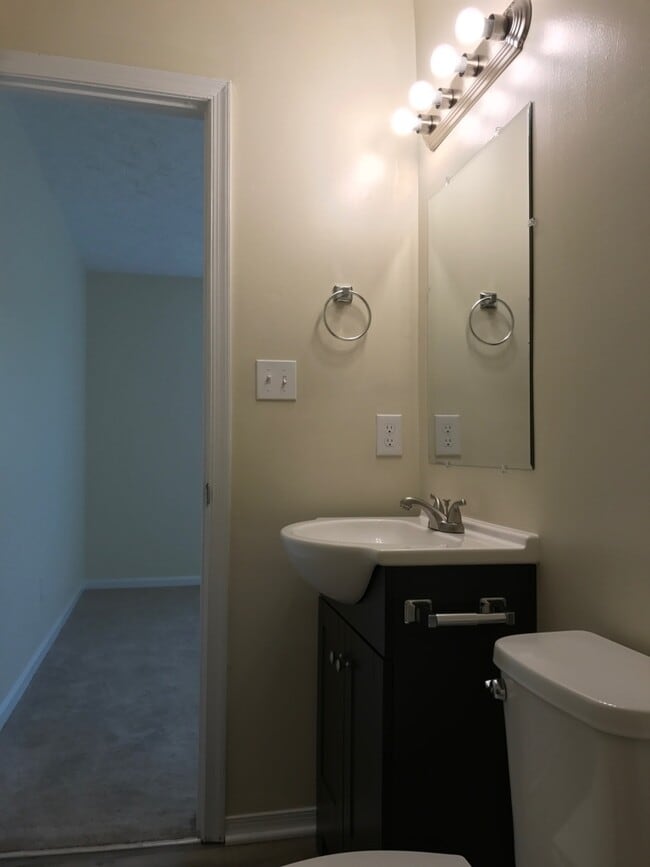 Building Photo - Church Drive