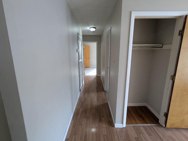 Building Photo - 343 Cherrydale Ave