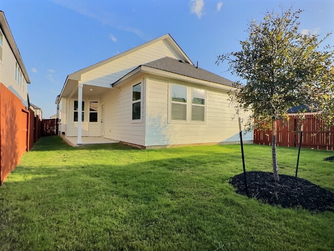 Building Photo - Step into a gorgeous, brand new home waiti...