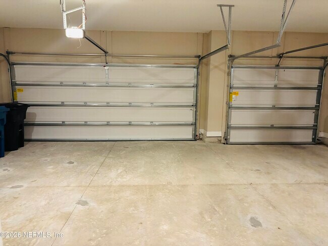 Building Photo - 380 Brybar Dr